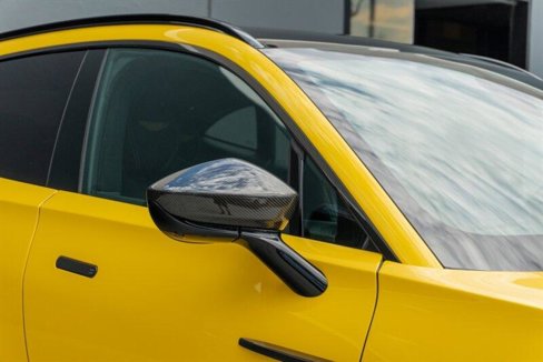 Used 2021 Aston Martin DBX image 28