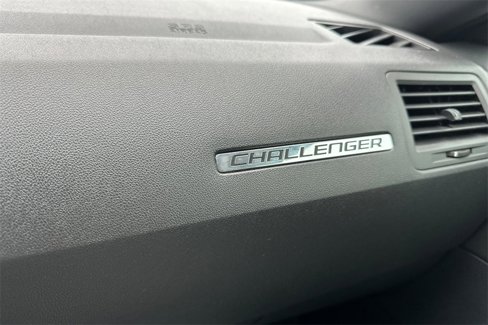 Used 2009 Dodge Challenger SE image 27