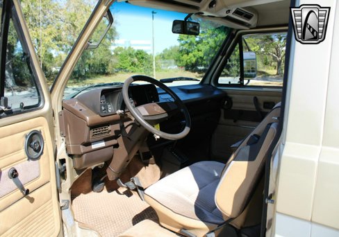Used 1987 Volkswagen Vanagon image 18