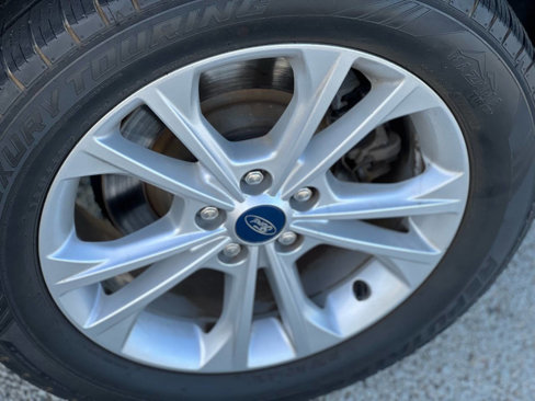 Used 2019 Ford Escape SE image 28