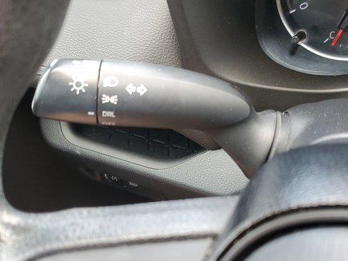 Used 2019 Toyota RAV4 LE image 12