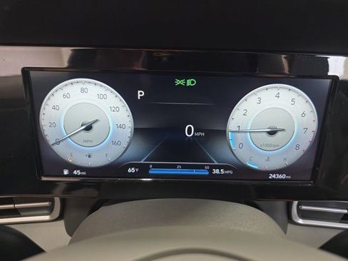 Certified 2021 Hyundai Elantra SEL w/ Convenience Package image 16