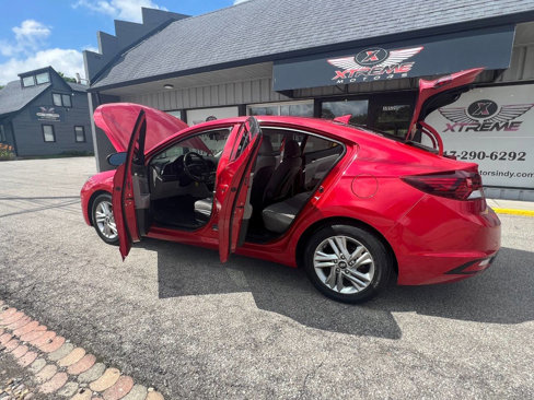 Used 2020 Hyundai Elantra SEL image 9