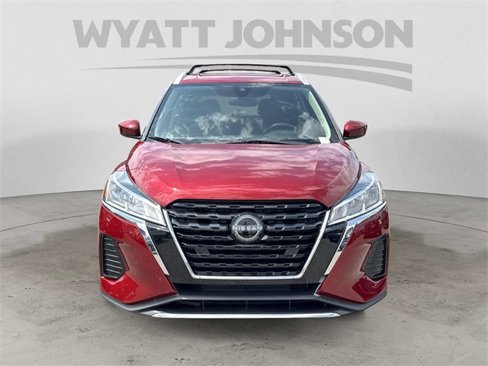 Used 2022 Nissan Kicks SV image 8