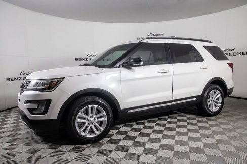 Used 2016 Ford Explorer XLT image 5