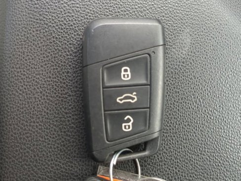 Used 2020 Volkswagen Jetta GLI image 25