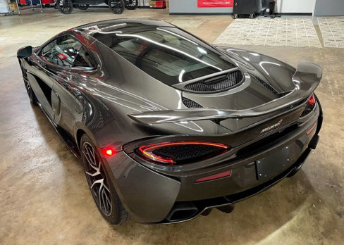 Used 2017 McLaren 570S image 30