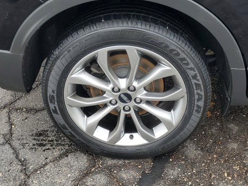 Used 2019 Lincoln MKC Select w/ MKC Climate Package image 7