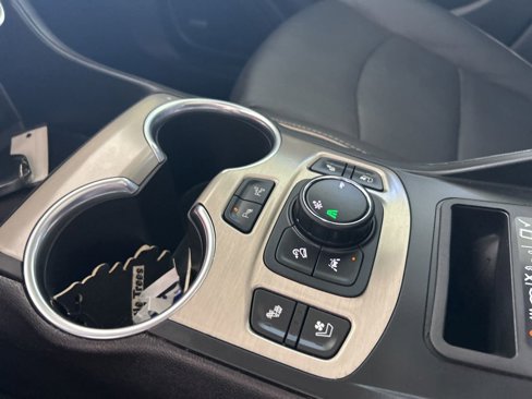 Used 2018 GMC Terrain Denali w/ Advanced Safety Package image 44