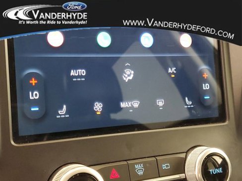 Used 2023 Ford Edge SEL image 27