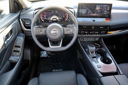 Certified 2024 Nissan Rogue SL image 16
