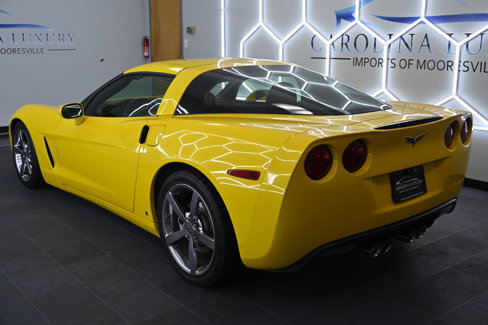 Used 2009 Chevrolet Corvette Coupe image 2