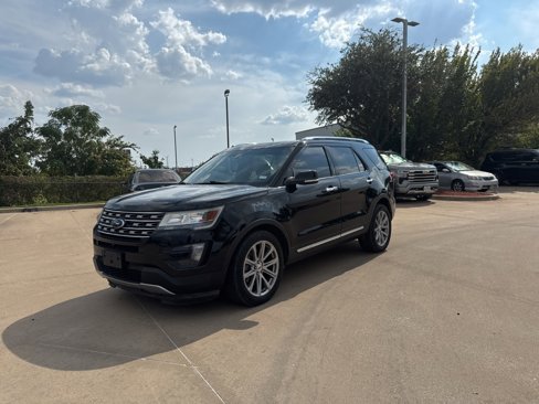 Used 2016 Ford Explorer Limited image 1