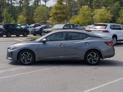 Used 2024 Nissan Sentra SV image 7