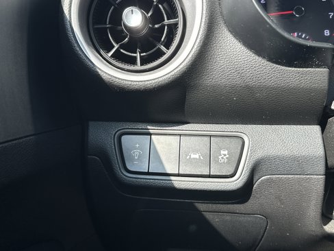 Used 2021 Kia Forte LXS image 21