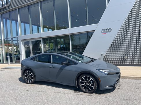 Used 2024 Toyota Prius Prime Premium w/ Advanced Technology Package image 11