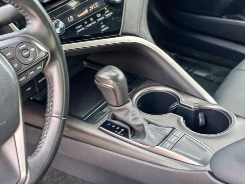 Used 2023 Toyota Camry SE image 21