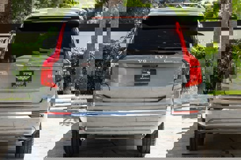 Used 2023 Volvo XC90 B6 Plus w/ Protection Package Premier image 6
