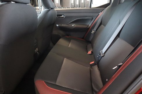 New 2025 Nissan Versa SR w/ Trunk Package image 33