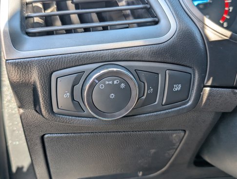 Certified 2020 Ford Edge SE image 20