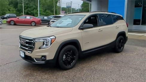 Certified 2022 GMC Terrain AT4 w/ Infotainment Package II image 4