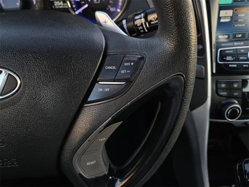 Used 2012 Hyundai Sonata SE w/ Navigation & Sunroof Pkg image 26