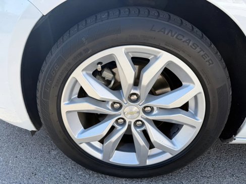 Used 2019 Chevrolet Impala LT image 7