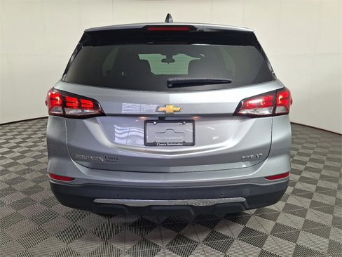 Used 2023 Chevrolet Equinox LT w/ Driver Convenience Package image 9