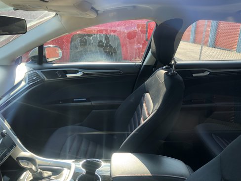 Used 2014 Ford Fusion SE image 5