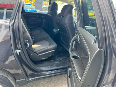 Used 2016 Chevrolet Traverse LT w/ Style and Technology Package image 18