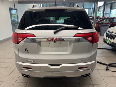 Used 2018 GMC Acadia Denali w/ Technology Package image 6