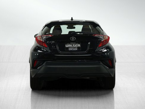 Used 2021 Toyota C-HR Limited image 4