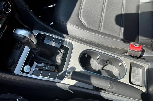 Certified 2021 Volkswagen Passat 2.0T R-Line image 22