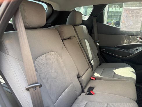 Used 2017 Hyundai Santa Fe Sport image 13