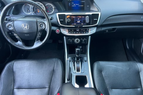 Used 2015 Honda Accord Touring image 10