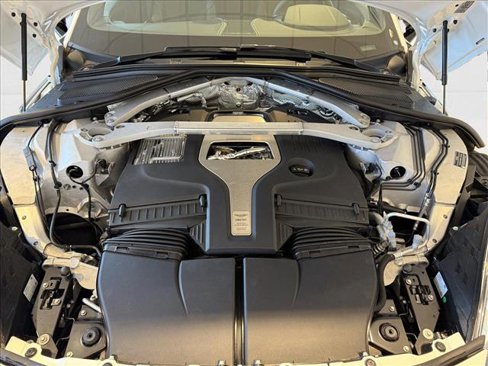 New 2025 Aston Martin DBX 707 image 22