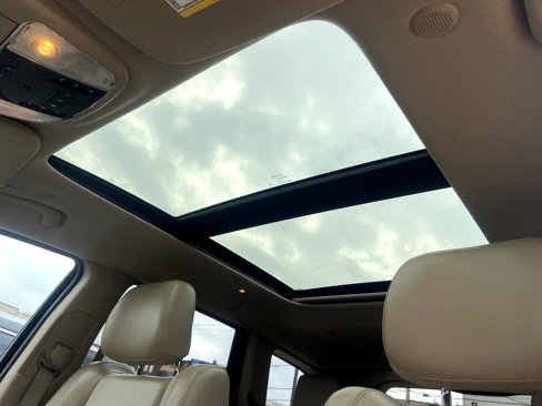 Used 2019 Jeep Grand Cherokee Limited w/ Luxury Group II image 19