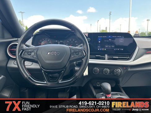 Used 2024 Chevrolet Trax RS image 13