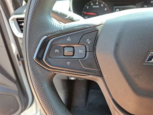 Certified 2022 Chevrolet TrailBlazer LT w/ Convenience Package image 17