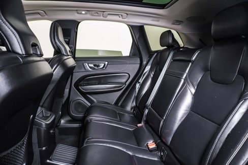 Used 2022 Volvo XC60 T8 Inscription w/ Advanced Package image 16
