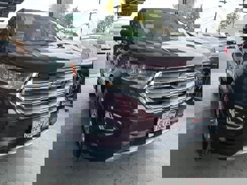 Used 2018 Ford Edge SEL w/ Equipment Group 201A image 9