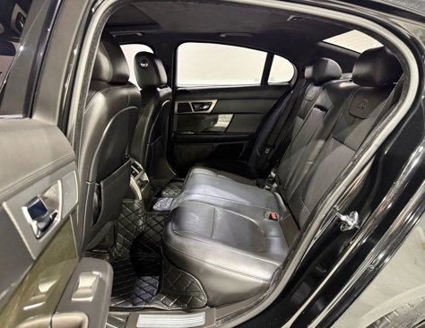Used 2011 Jaguar XF R image 12