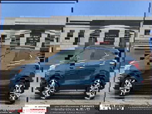 Used 2020 Buick Encore Preferred image 2