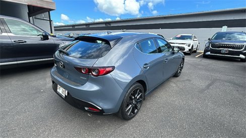Used 2020 MAZDA MAZDA3 Hatchback w/ Premium Package image 5