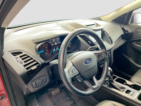 Used 2018 Ford Escape SEL image 9