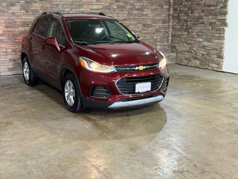 Used 2017 Chevrolet Trax LT image 3