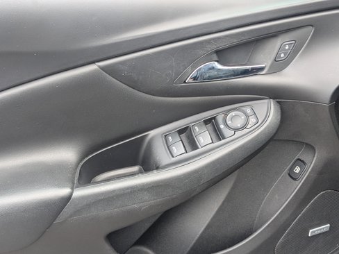 Used 2018 Chevrolet Volt Premier w/ LPO, Blackout Package image 14
