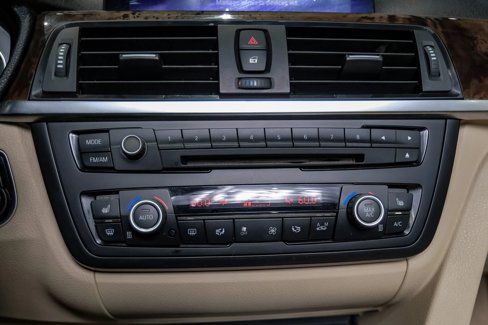 Used 2014 BMW 428i Convertible w/ Premium Package image 29