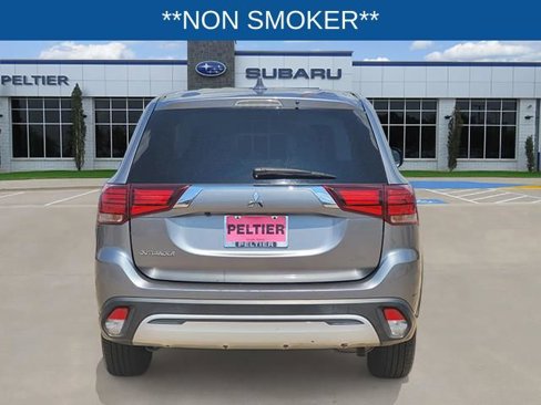 Used 2020 Mitsubishi Outlander SE image 5