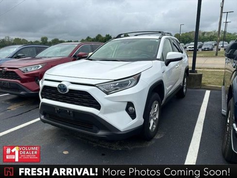 Certified 2020 Toyota RAV4 XLE image 1
